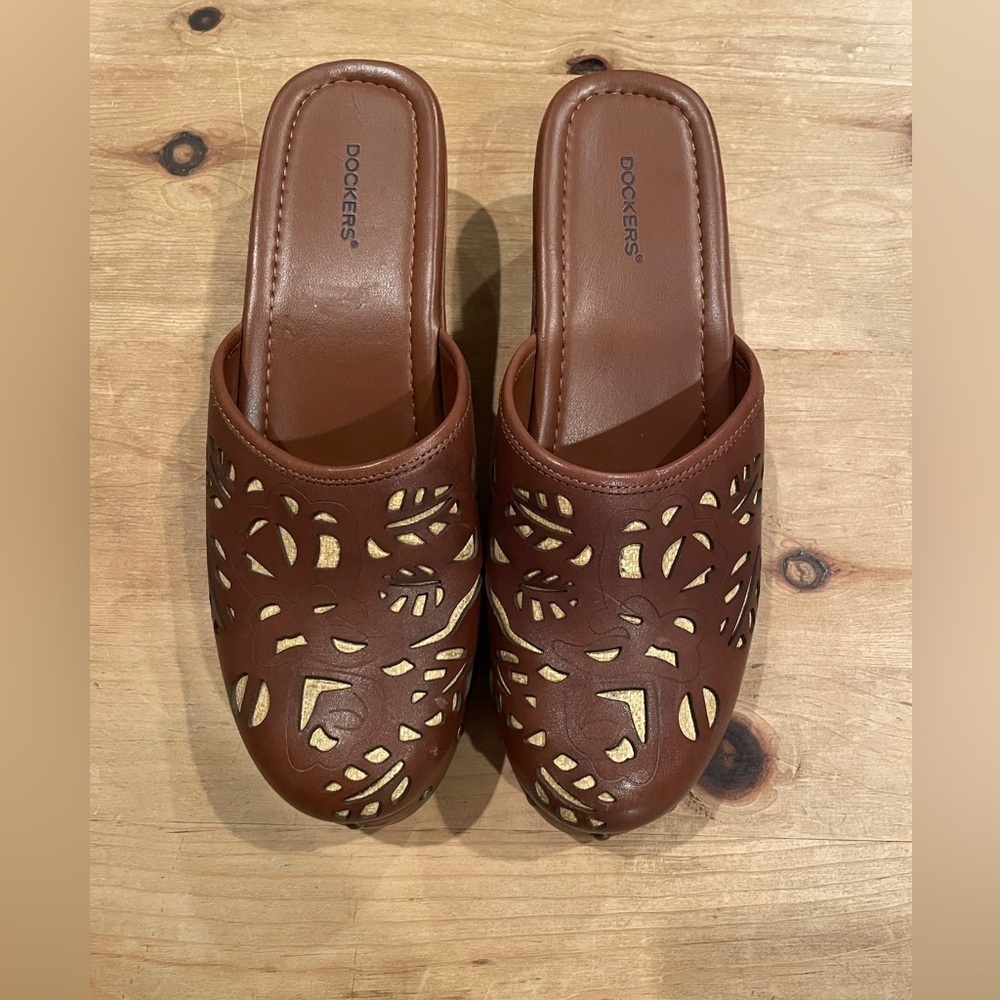 Dockers Leather Boho Tribal cottagecore patchwork studded clogs size 11M